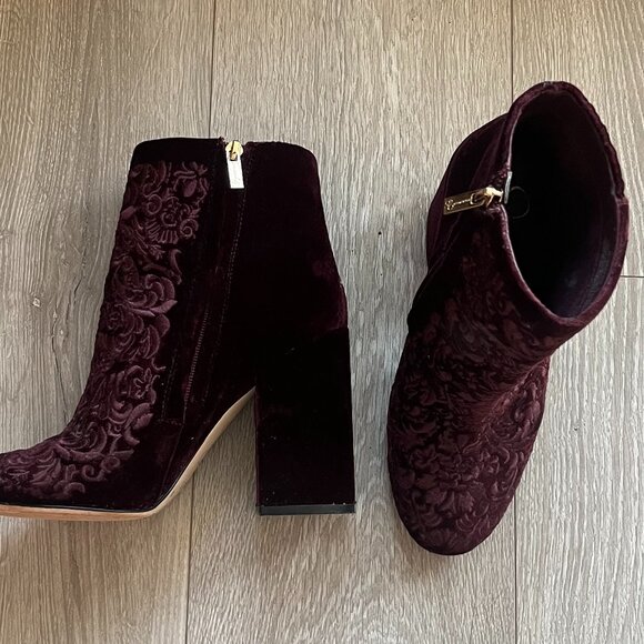 Velvet Embroidered Booties - Picture 2 of 6